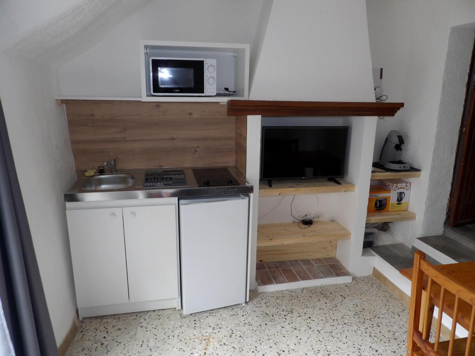 Studio Chez Steph Eyguières Exteriör bild